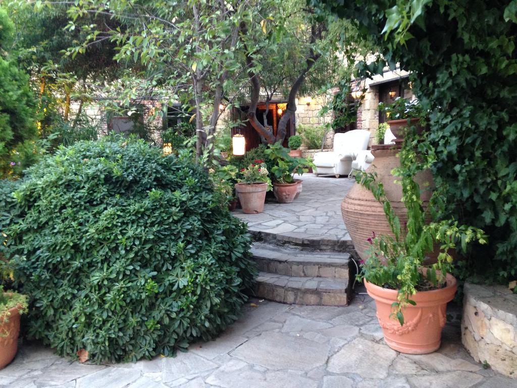 Manici Kasri Hotel Küçükkuyu Exterior foto