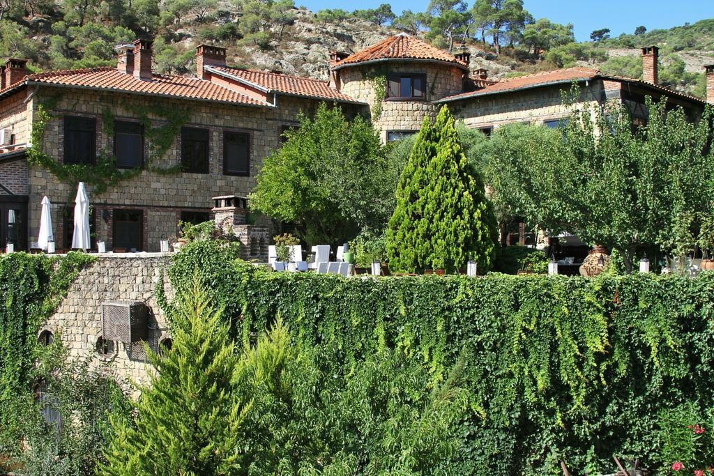 Manici Kasri Hotel Küçükkuyu Exterior foto